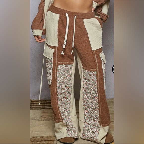 POL NEW Relaxed fit pants in thermal with quilted detail pointed floral pattern - Picture 1 of 5